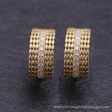 Saudi 2016 Pictures of Small Gold Huggie Earrings